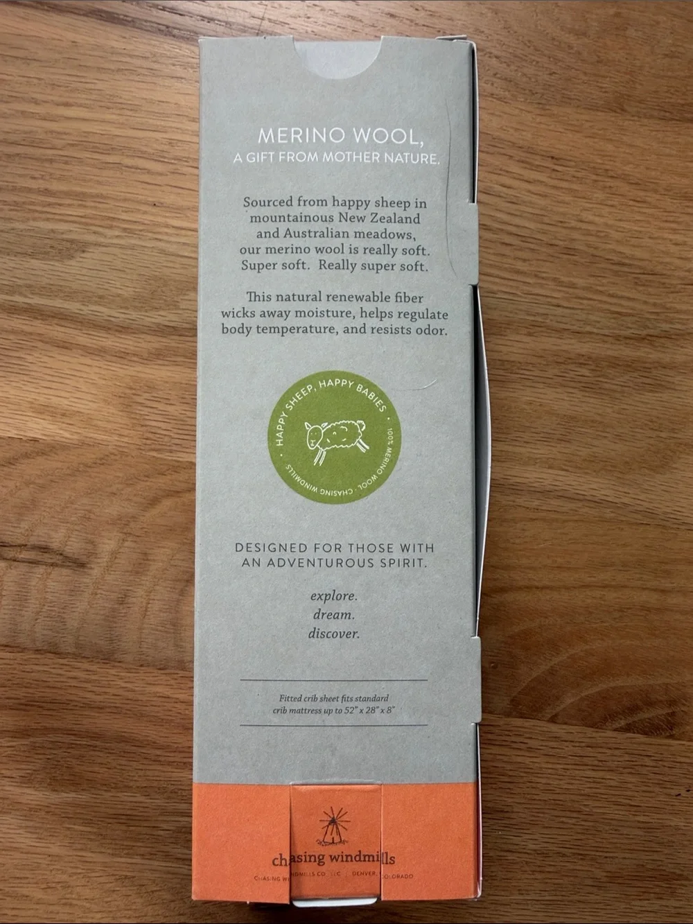 NWT! Chasing Windmills 100% merino wool Cream crib sheet with sheep motif rare!